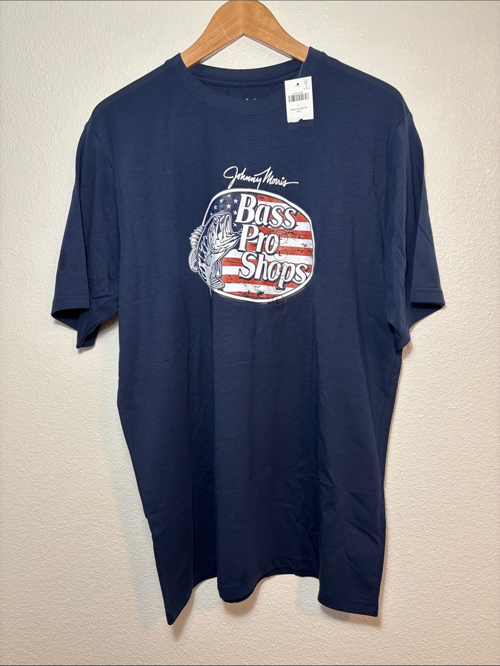 NWT* Bass Pro Shops 100% Cotton Navy Patriotic Graphic Tee Size Large